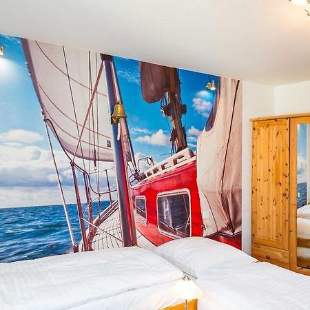 Ferienwohnung Traumfängerloge -Hafenresidenz Waren  Exterior foto