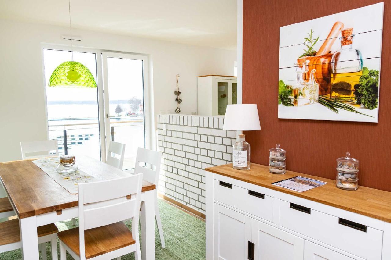 Ferienwohnung Traumfängerloge -Hafenresidenz Waren  Exterior foto