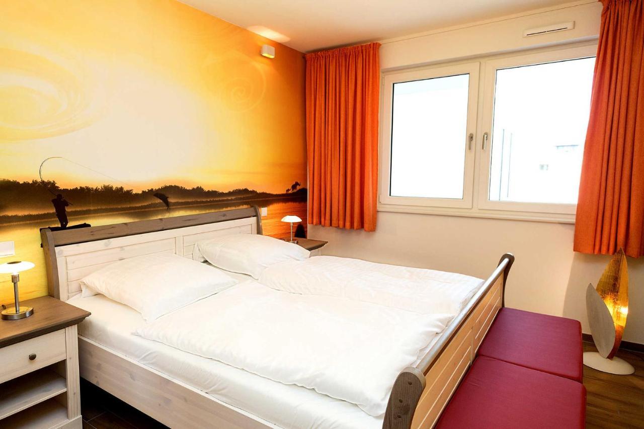 Ferienwohnung Traumfängerloge -Hafenresidenz Waren  Exterior foto